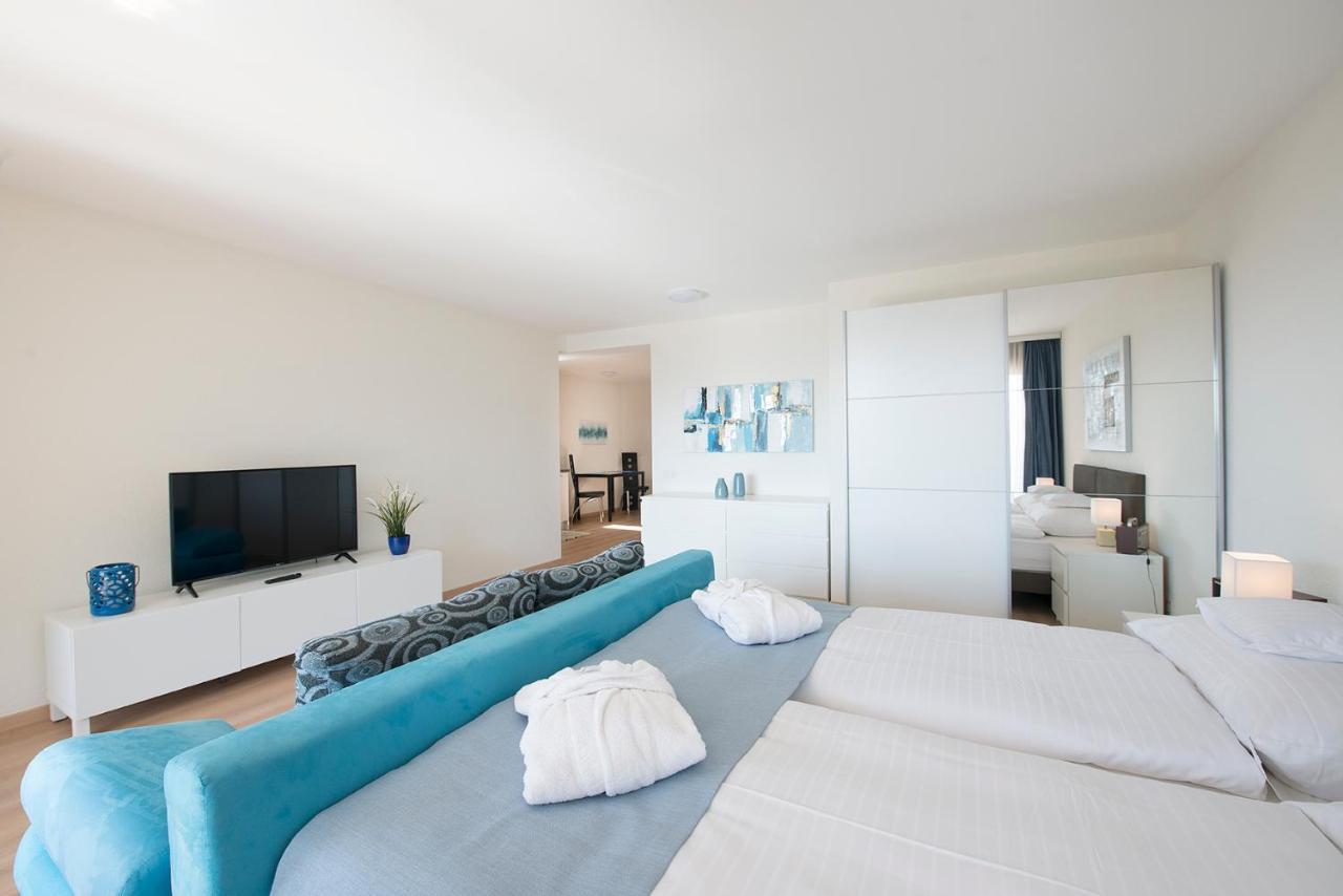 Studio Suite with Air-Conditioning,781022511:JPEG